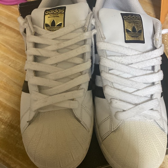 Adidas worn black and white still  great condition - Picture 3 of 4